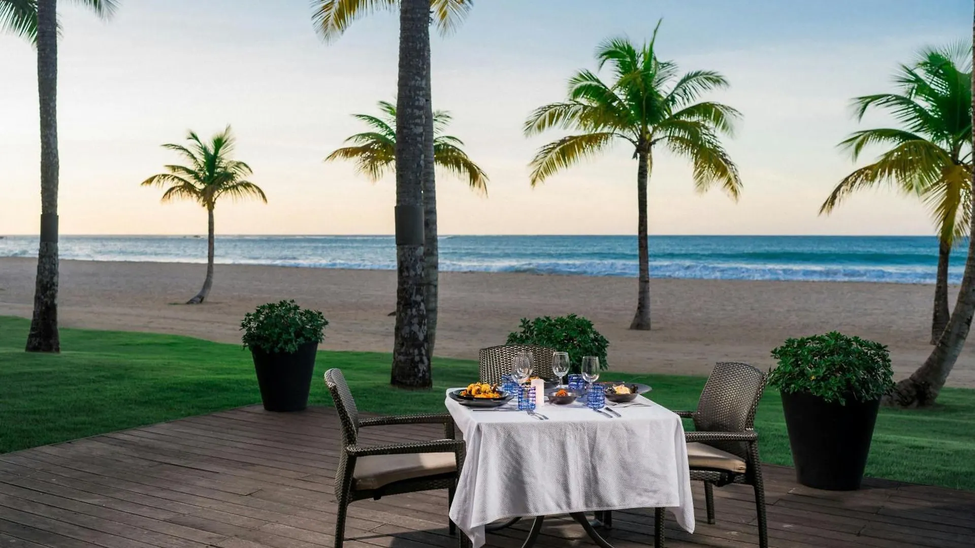 Courtyard By Marriott Isla Verde Beach Resort San Juan