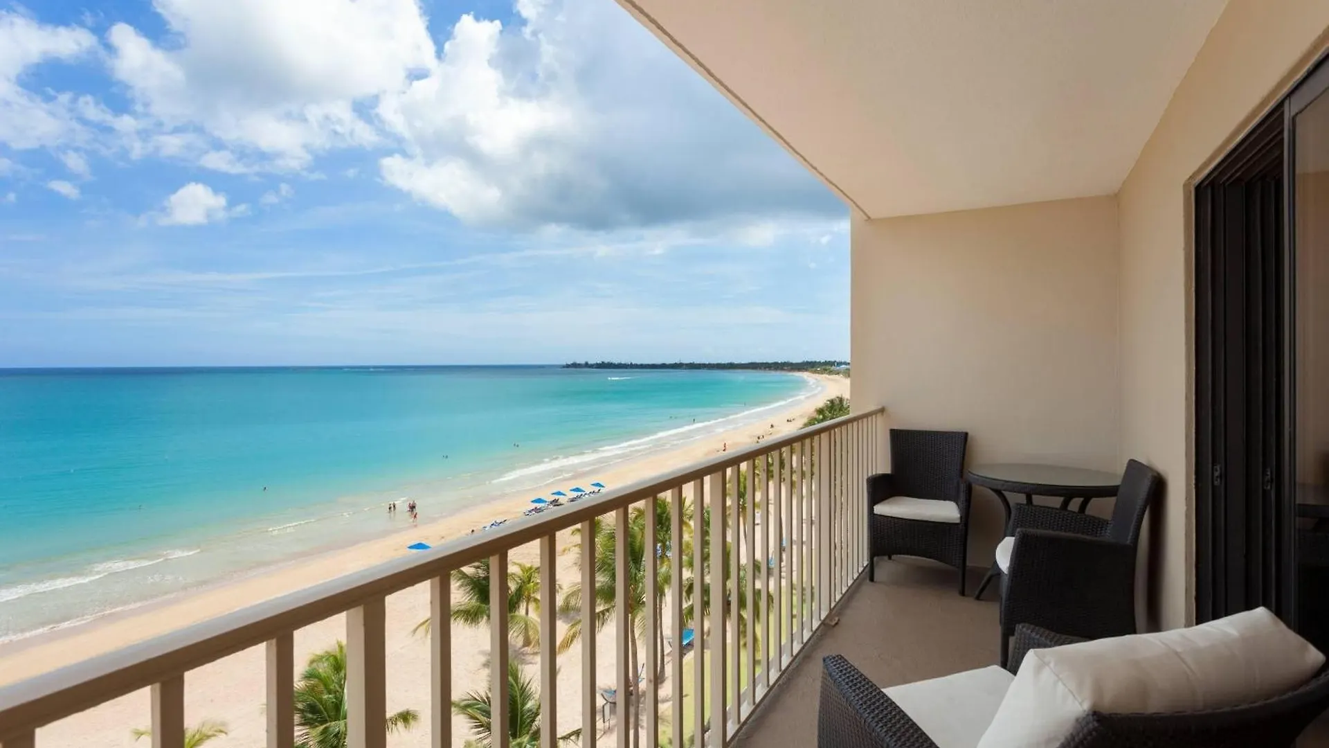Courtyard By Marriott Isla Verde Beach Resort San Juan