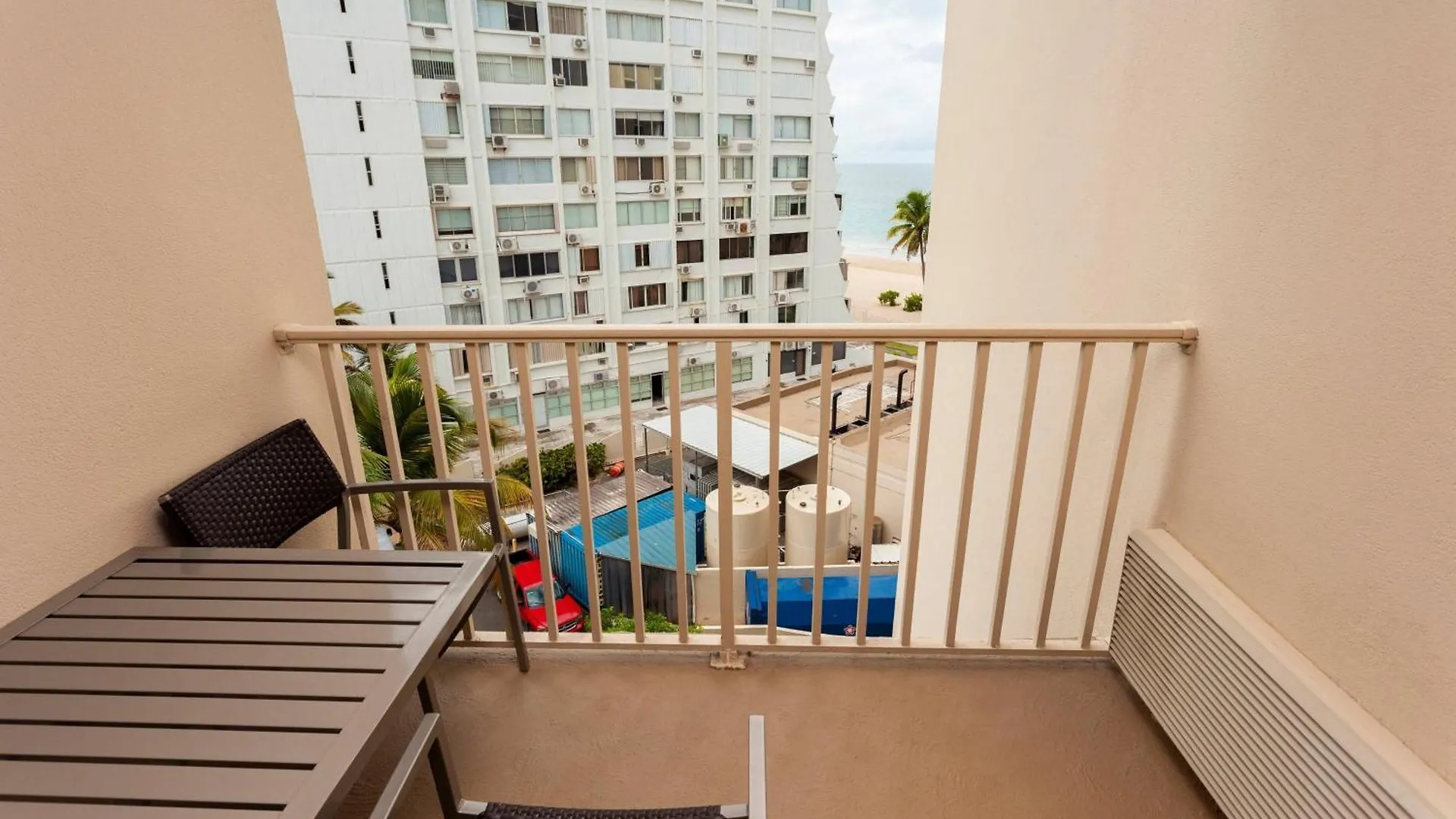 ****  Courtyard By Marriott Isla Verde Beach Resort San Juan Puerto Rico